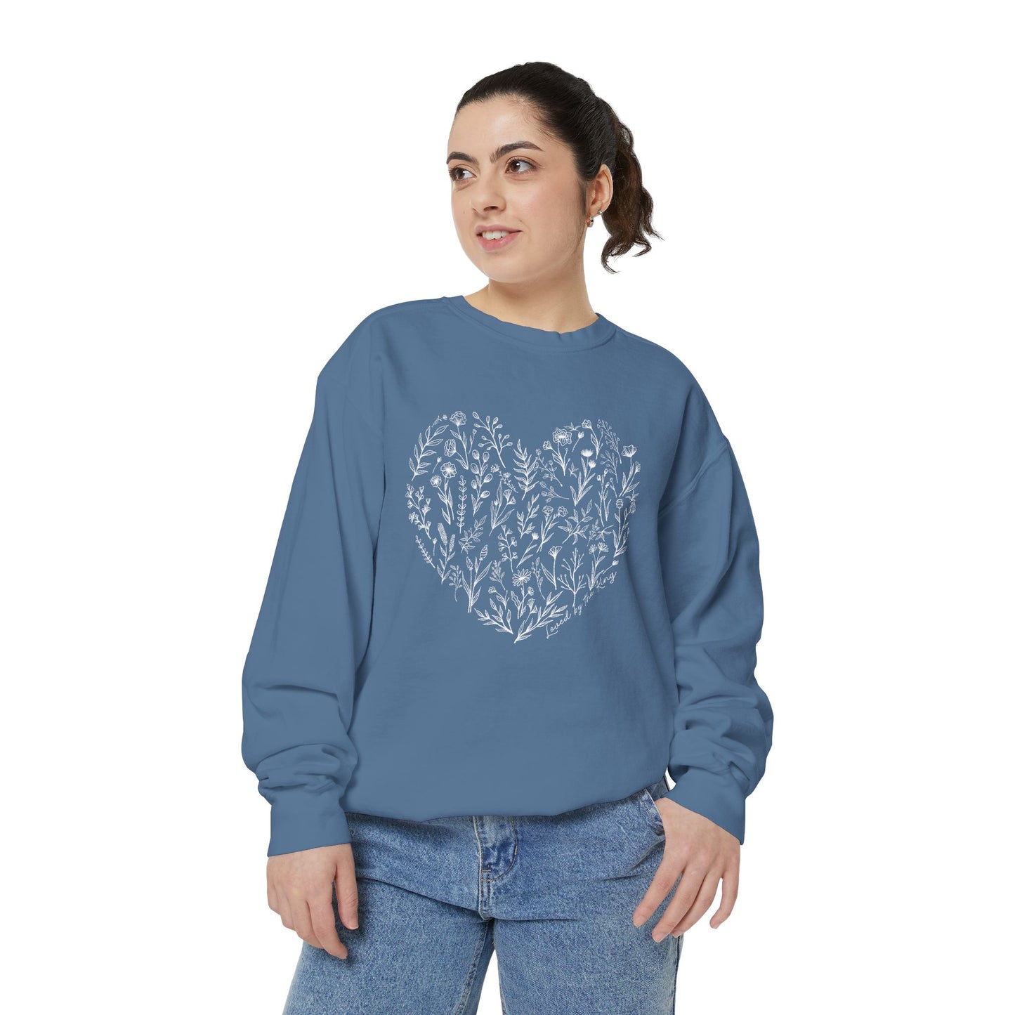 Ladies I am Loved by the King Floral Heart Sweatshirt
